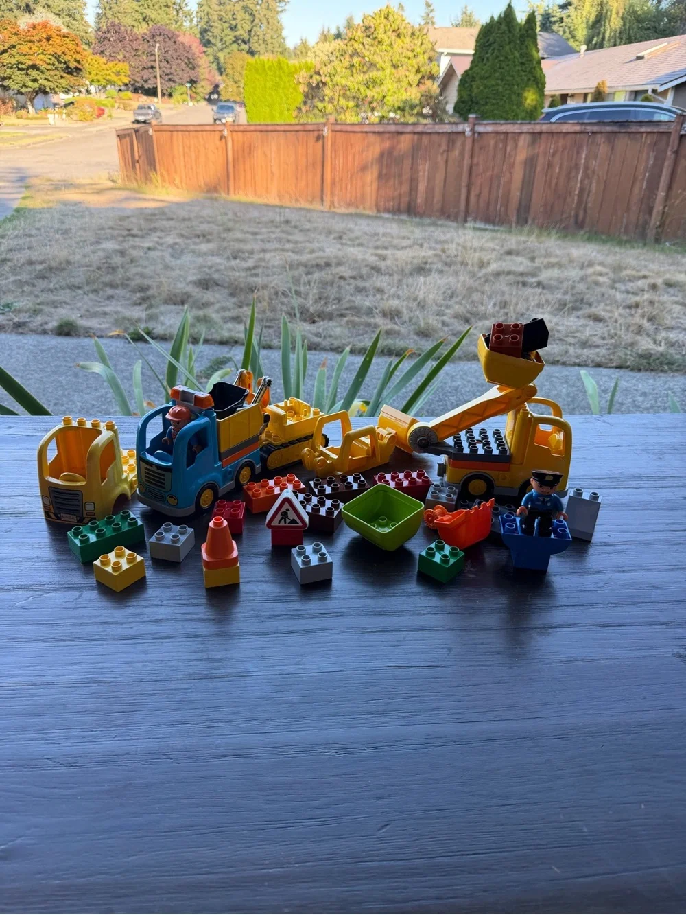 Lego Duplo a few sets and a lot of extras